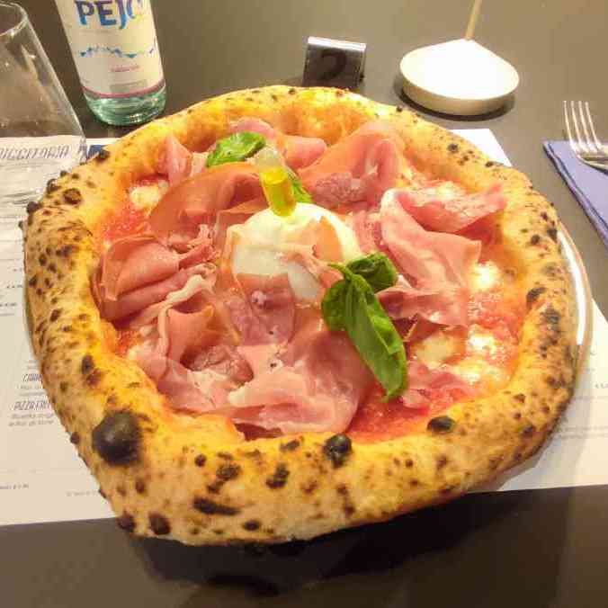 Pizza photo 10 of 10