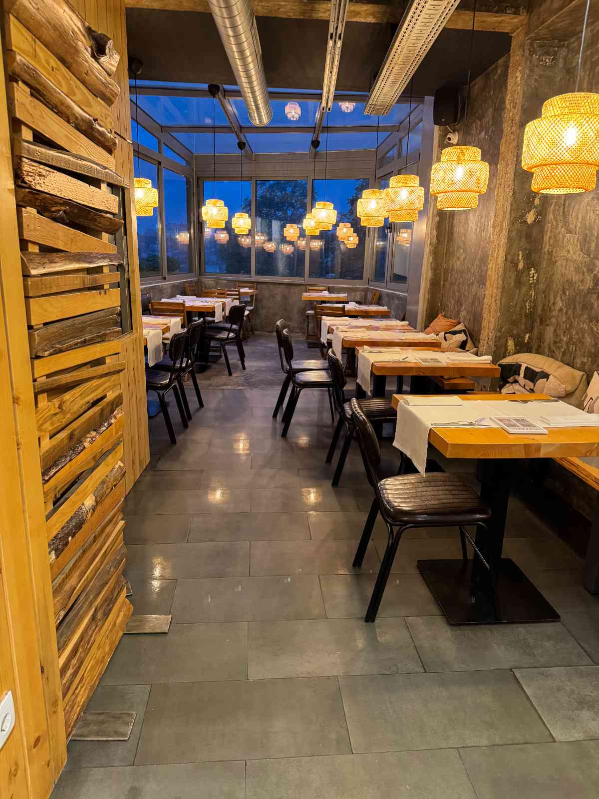 Grazie Mille - Pasta, Pizza e Vino