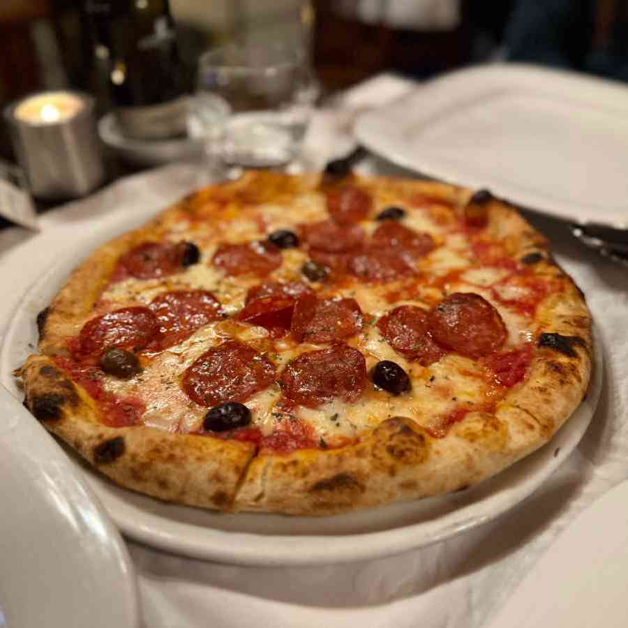 Pizza photo 11 of 13