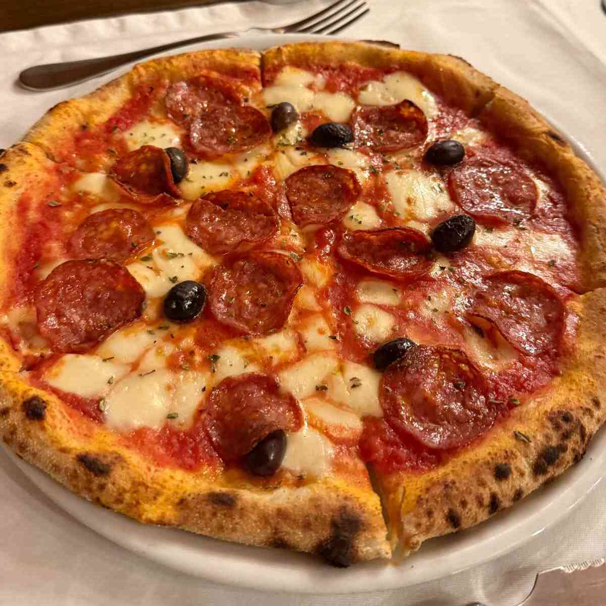 Pizza photo 3 of 13