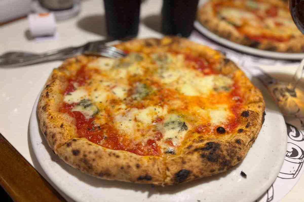 Pizza photo 11 of 11