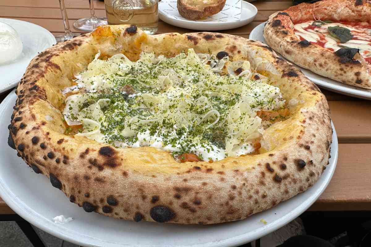 Pizza photo 11 of 12