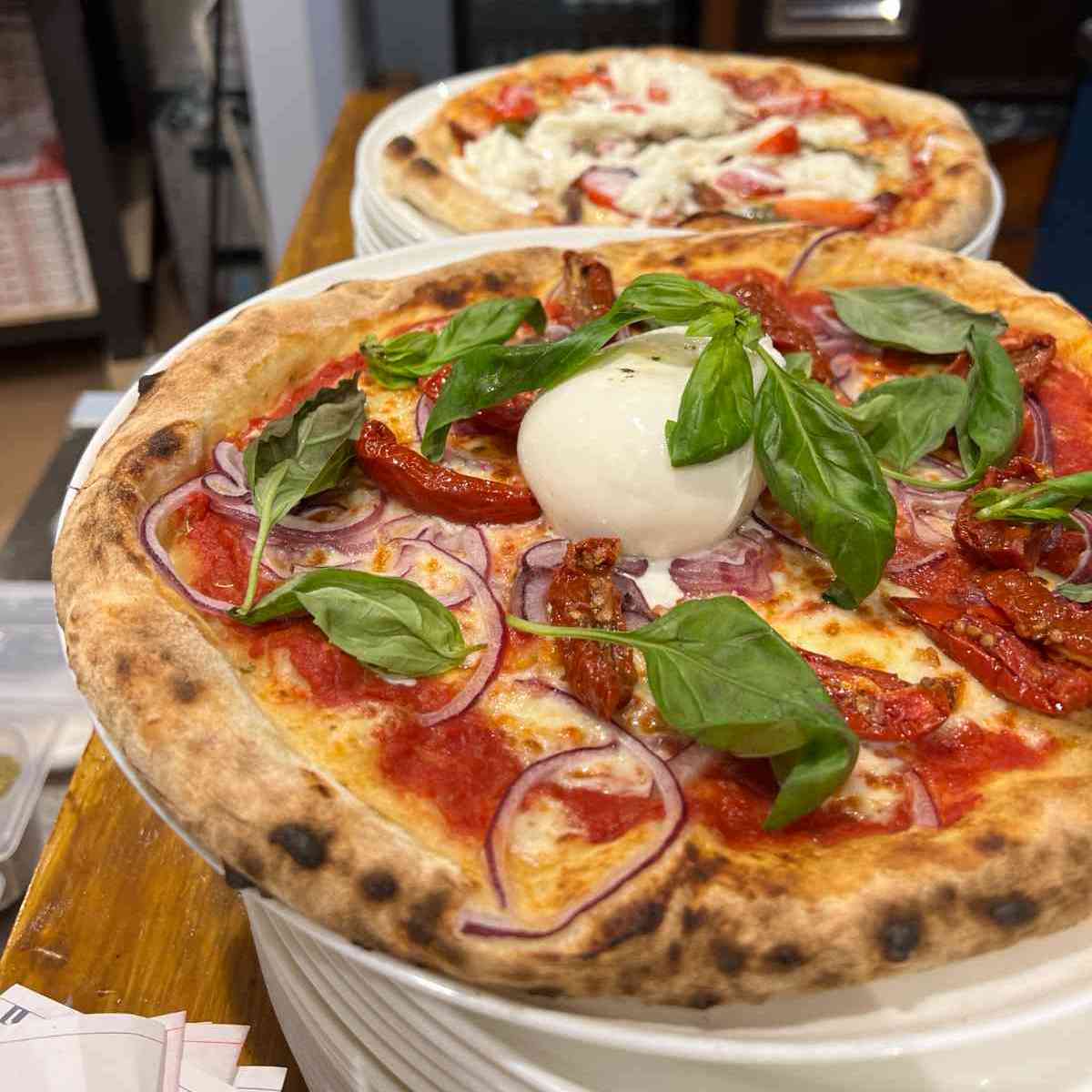 Pizza photo 8 of 10