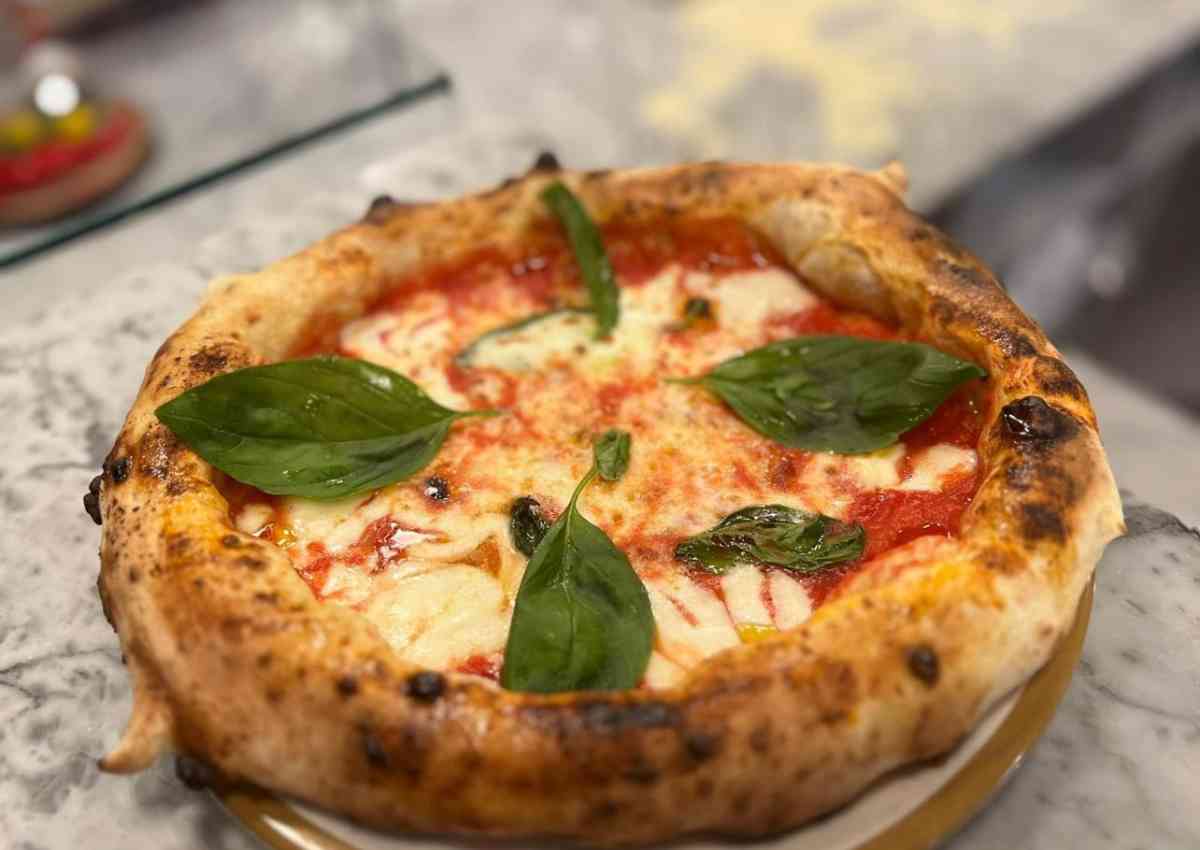 Pizza photo 11 of 13