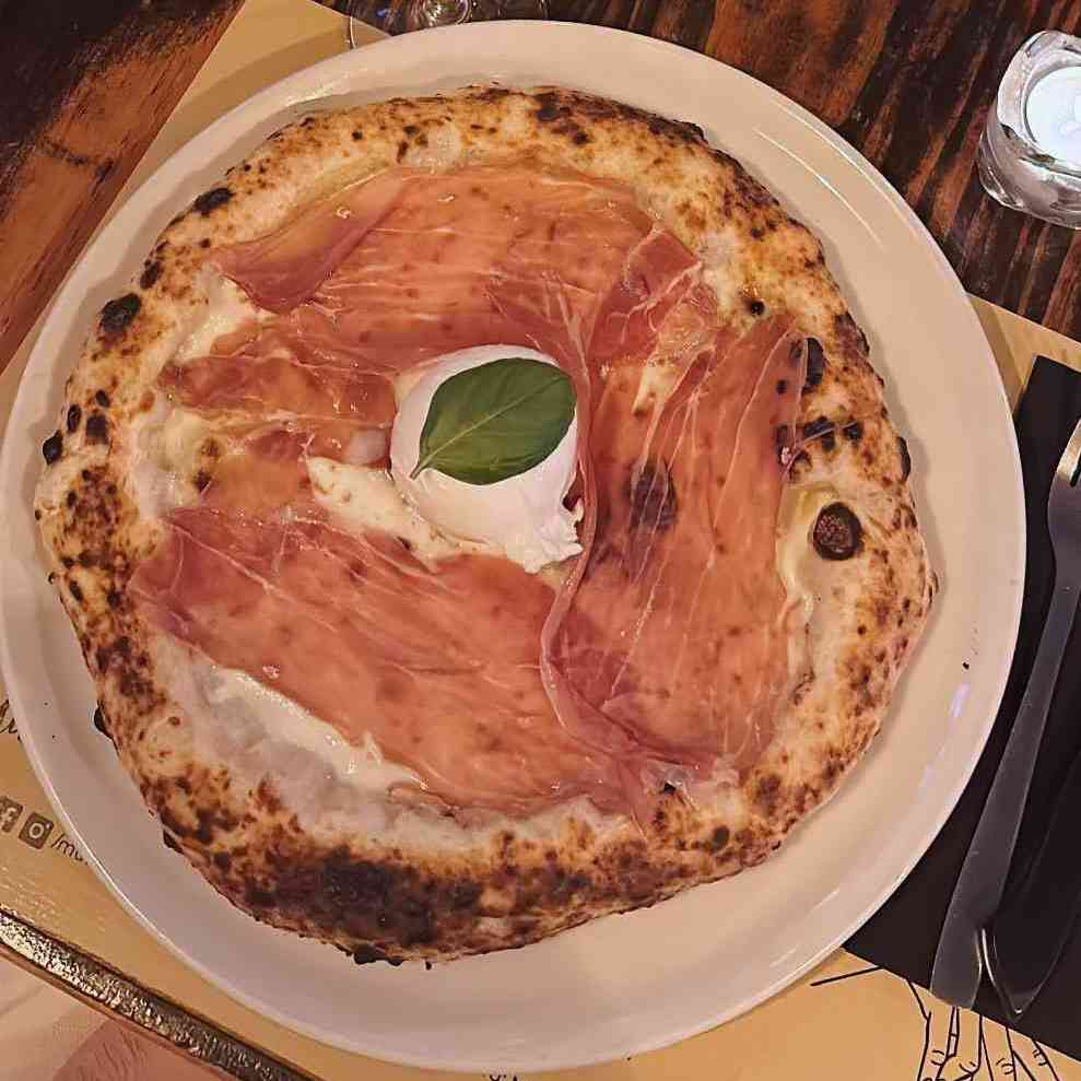 Pizza photo 11 of 13