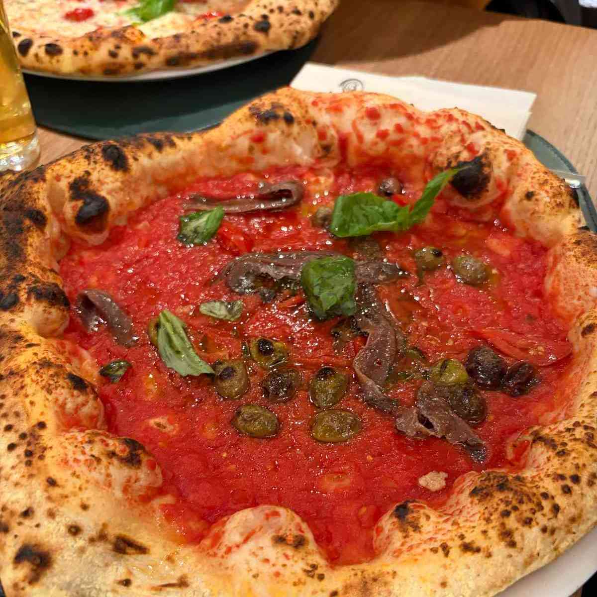 Pizza photo 11 of 13