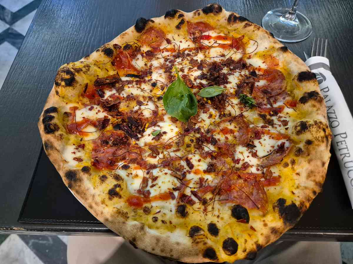 Pizza photo 10 of 12