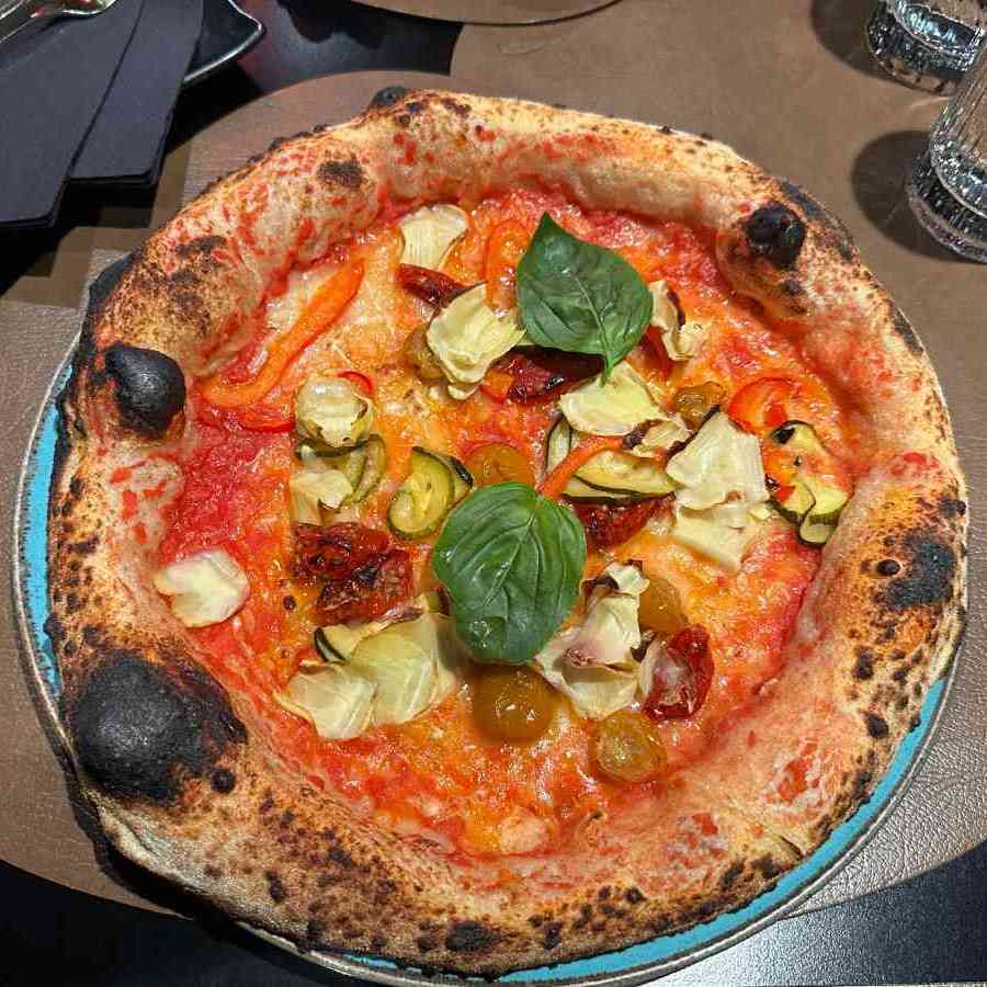 Pizza photo 11 of 14