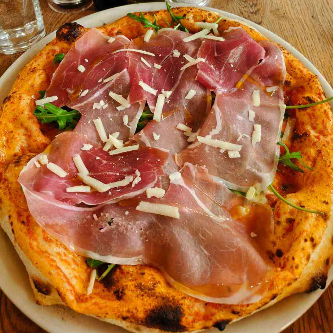 Pizza photo 8 of 14