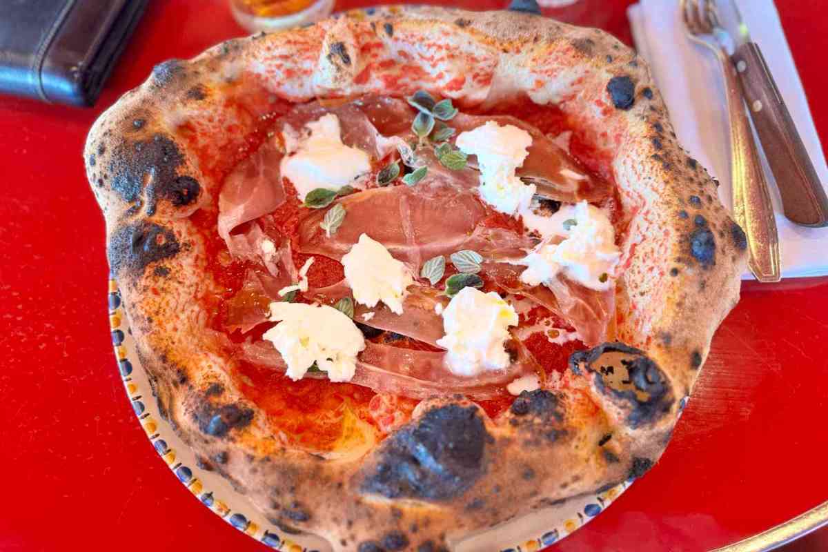 Pizza photo 11 of 12