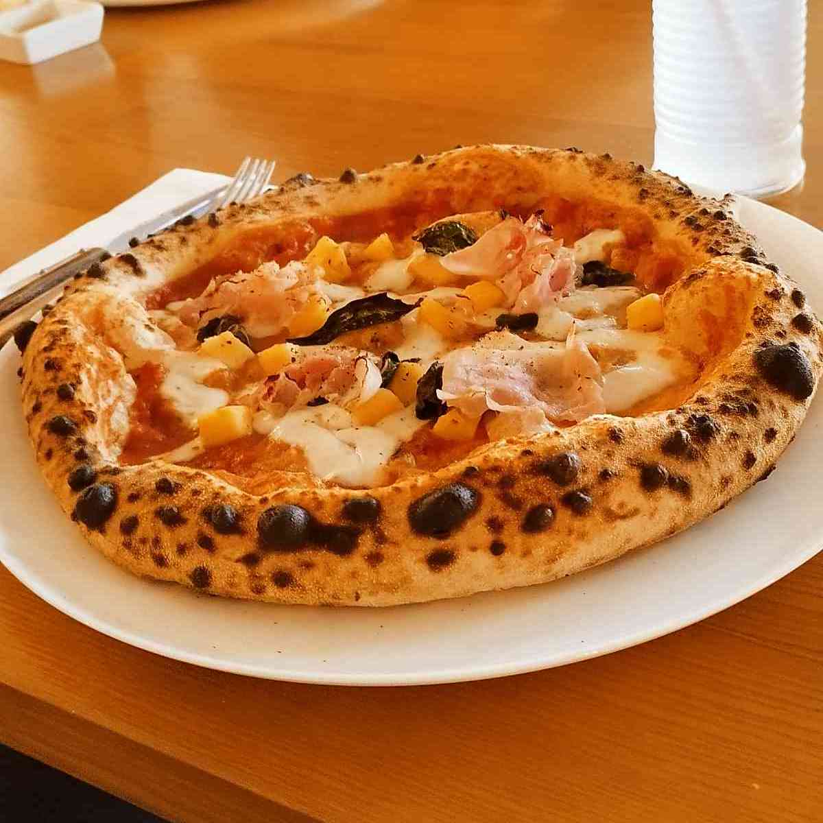 Pizza photo 9 of 14