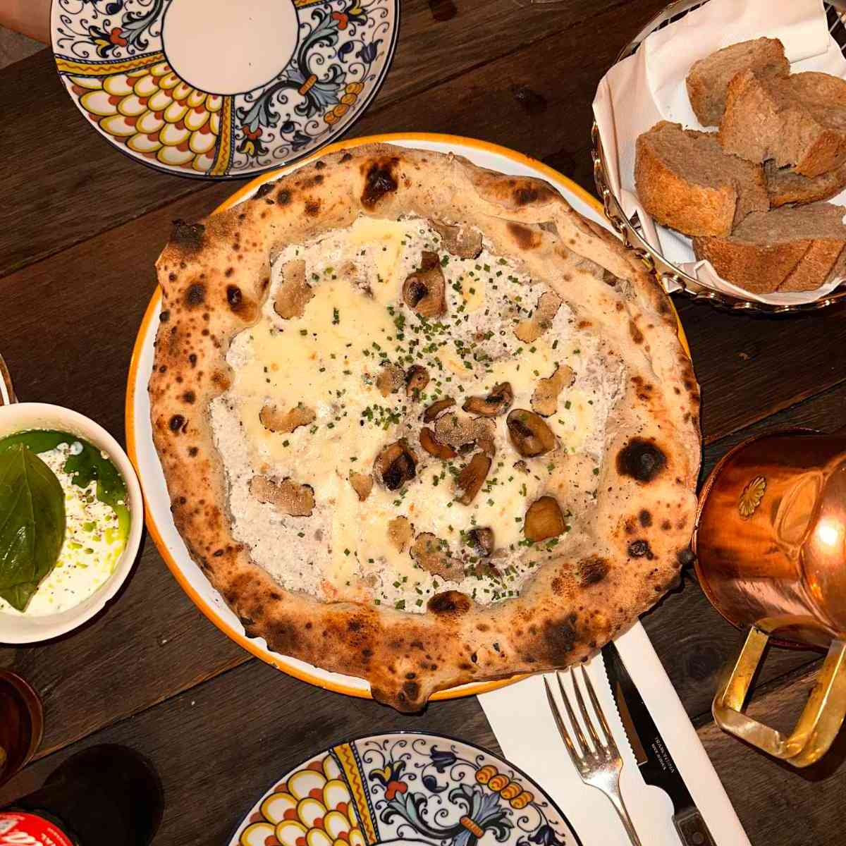 Pizza photo 11 of 11