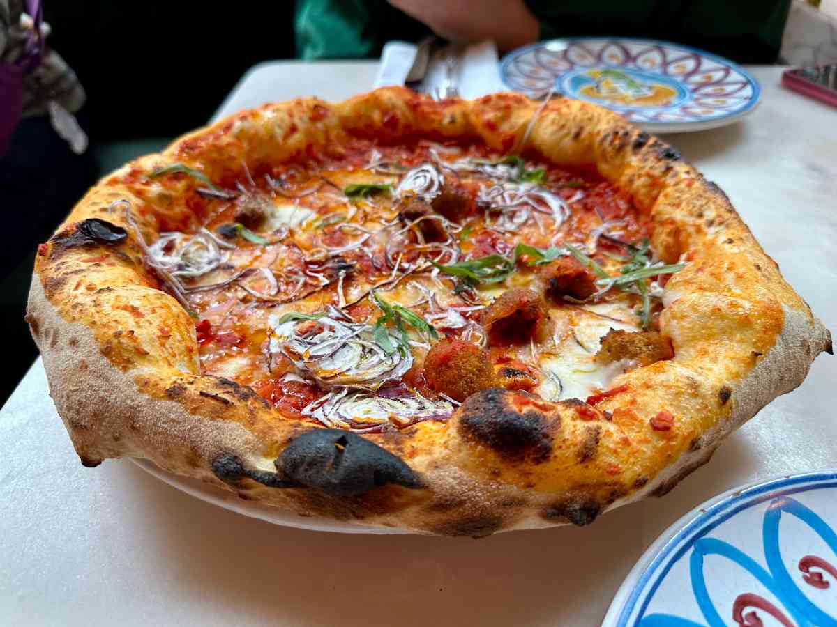 Pizza photo 12 of 12