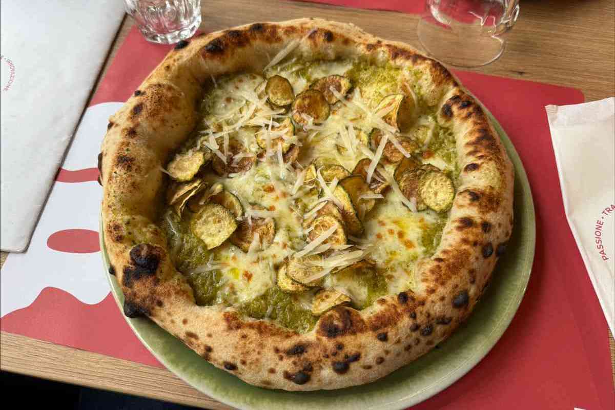 Pizza photo 2 of 13