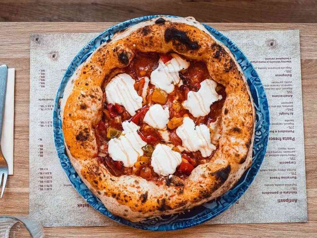 Pizza photo 11 of 11