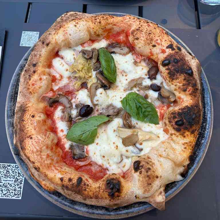 Pizza photo 13 of 14