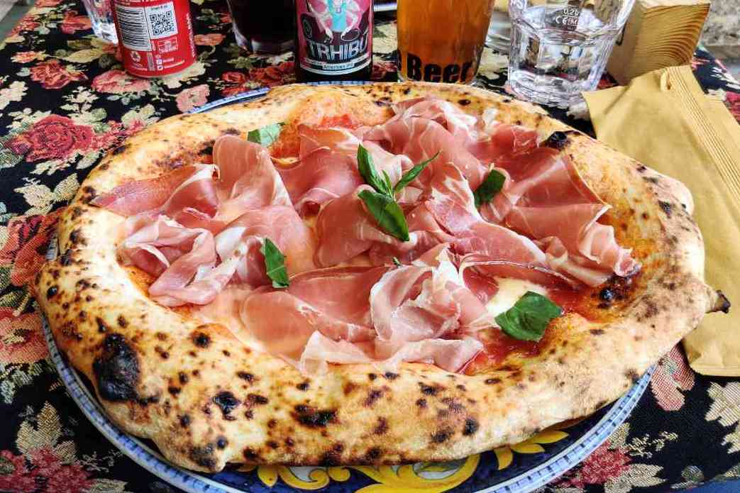 Pizza photo 8 of 11