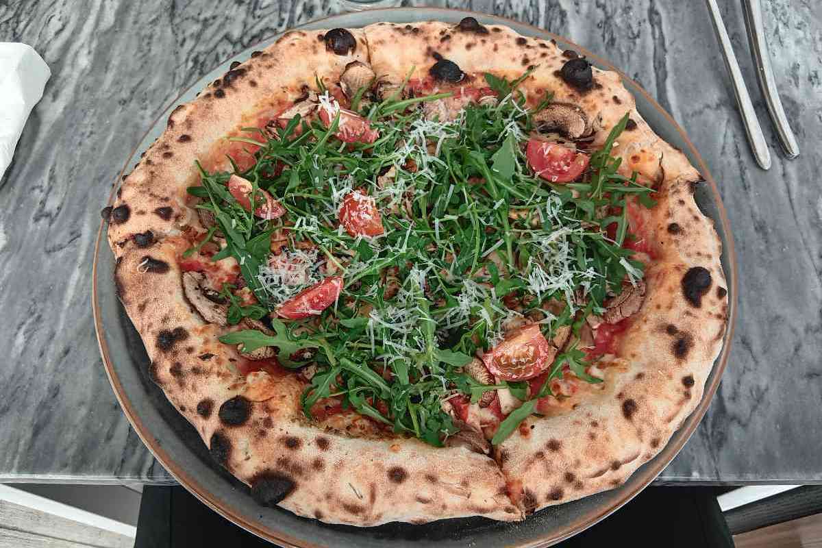 Pizza photo 3 of 13
