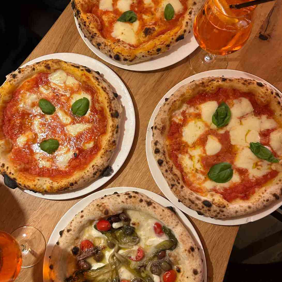 Pizza photo 9 of 11