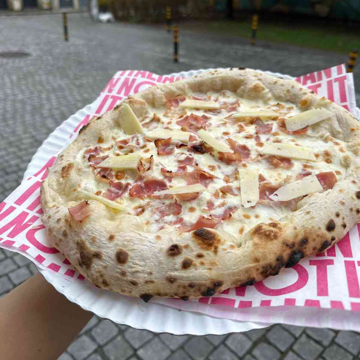 Pizza photo 8 of 9