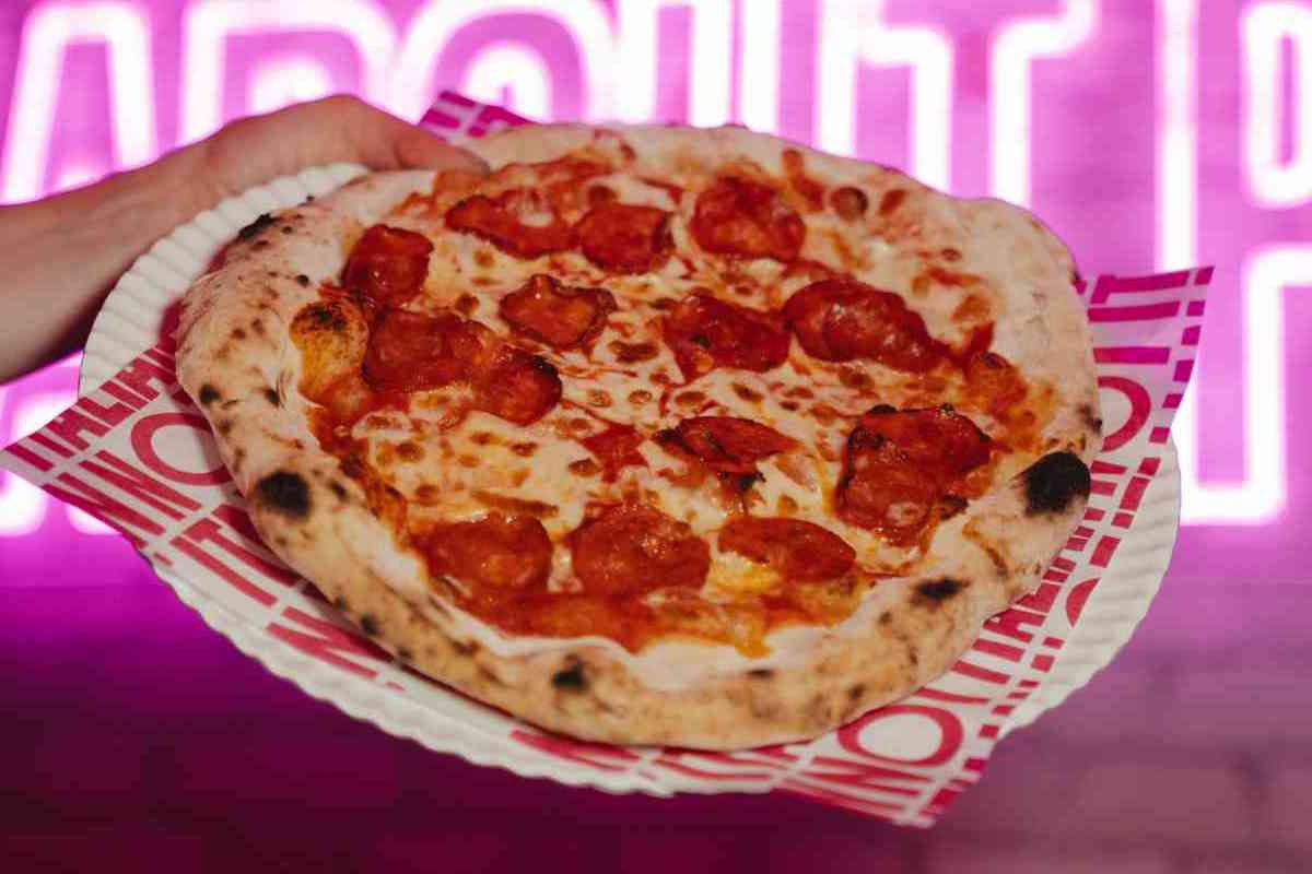 Pizza photo 1 of 9