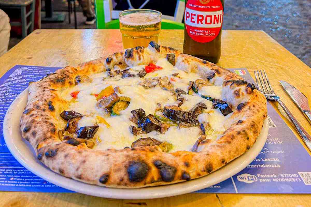 Pizza photo 11 of 15