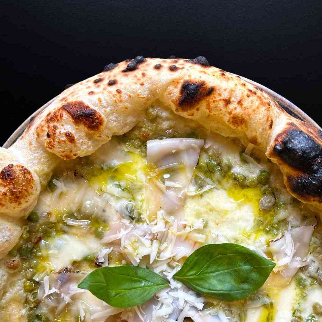 Pizza photo 4 of 17