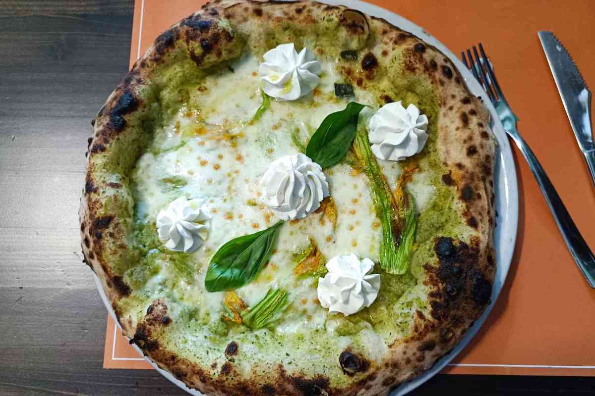 Pizza photo 6 of 17