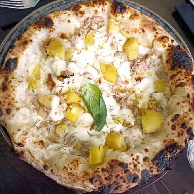 Pizza photo 8 of 17