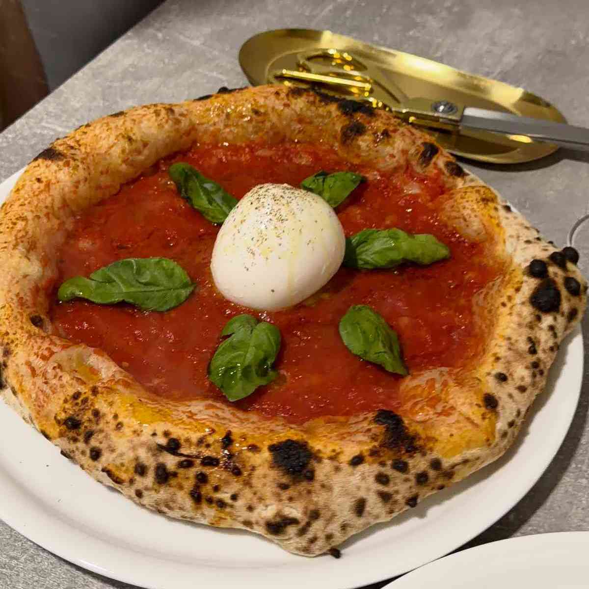 Pizza photo 8 of 11