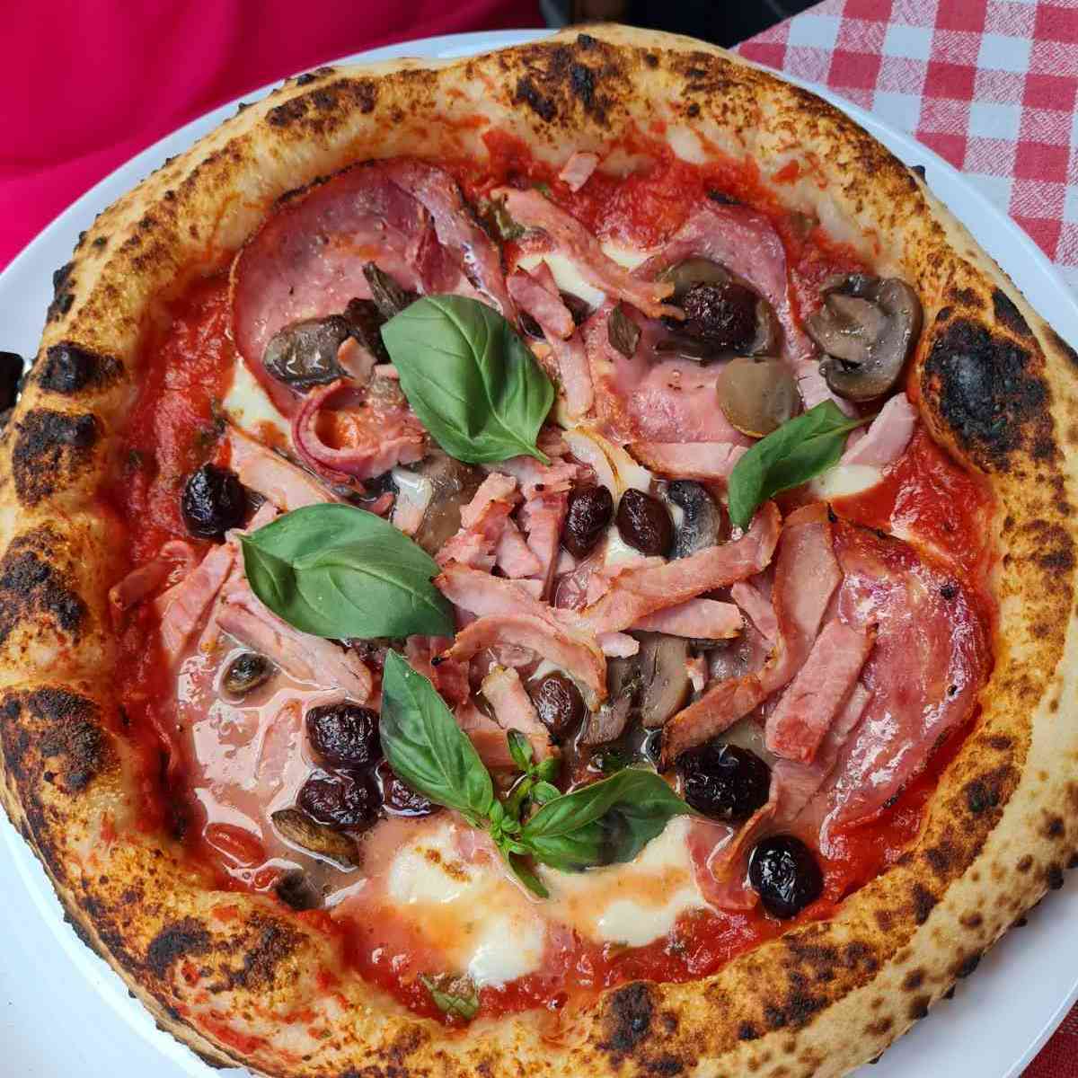 Pizza photo 14 of 14