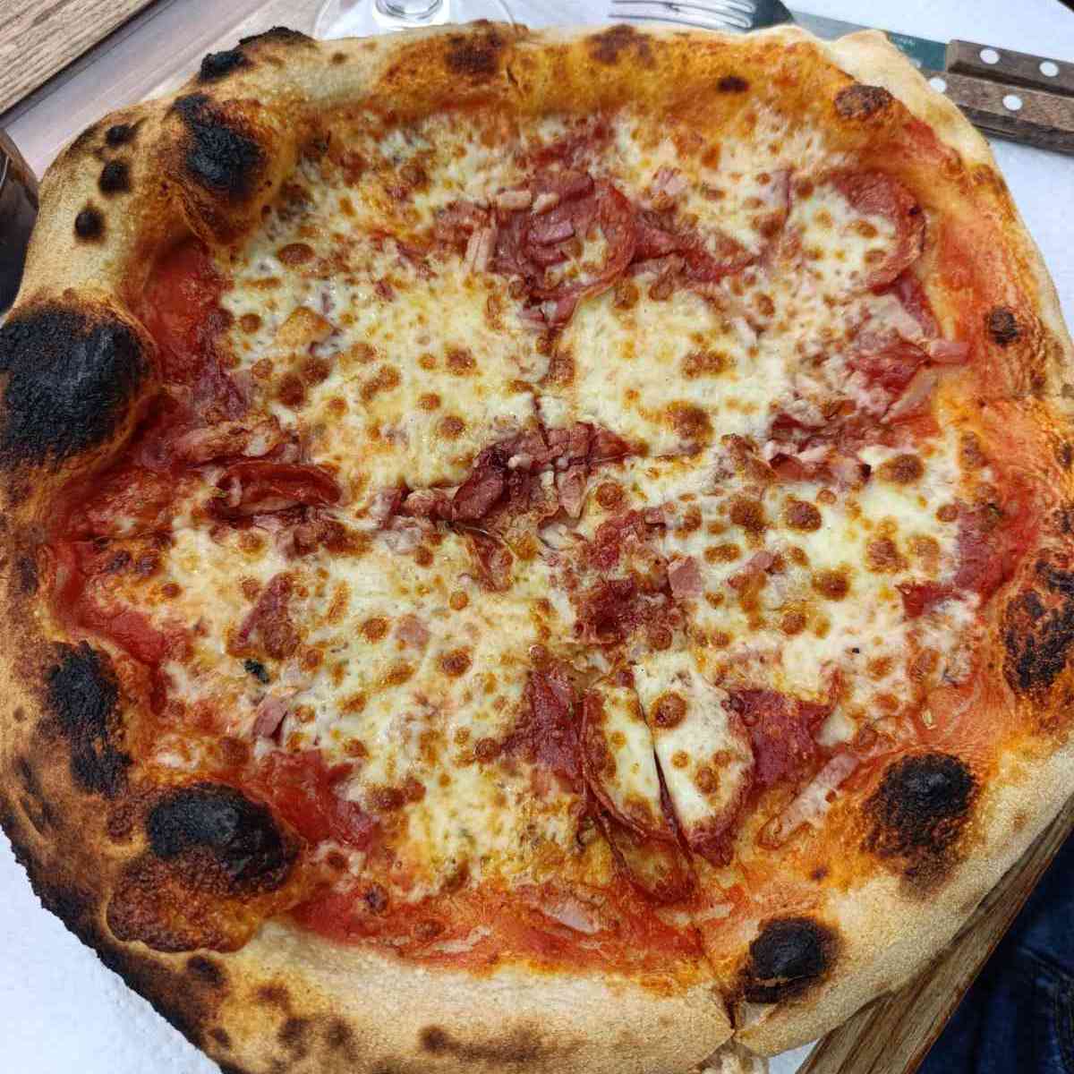 Pizza photo 4 of 7