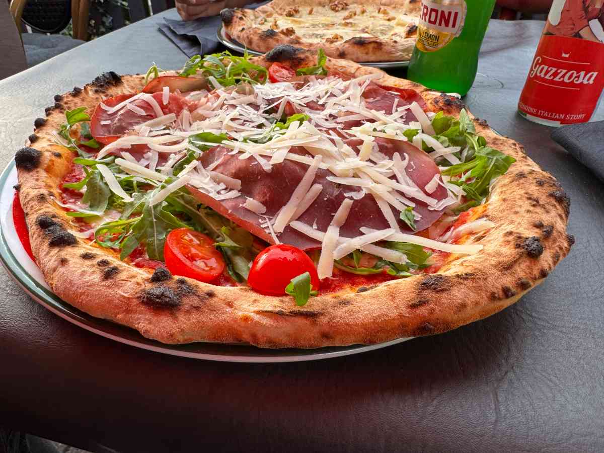 Pizza photo 1 of 9