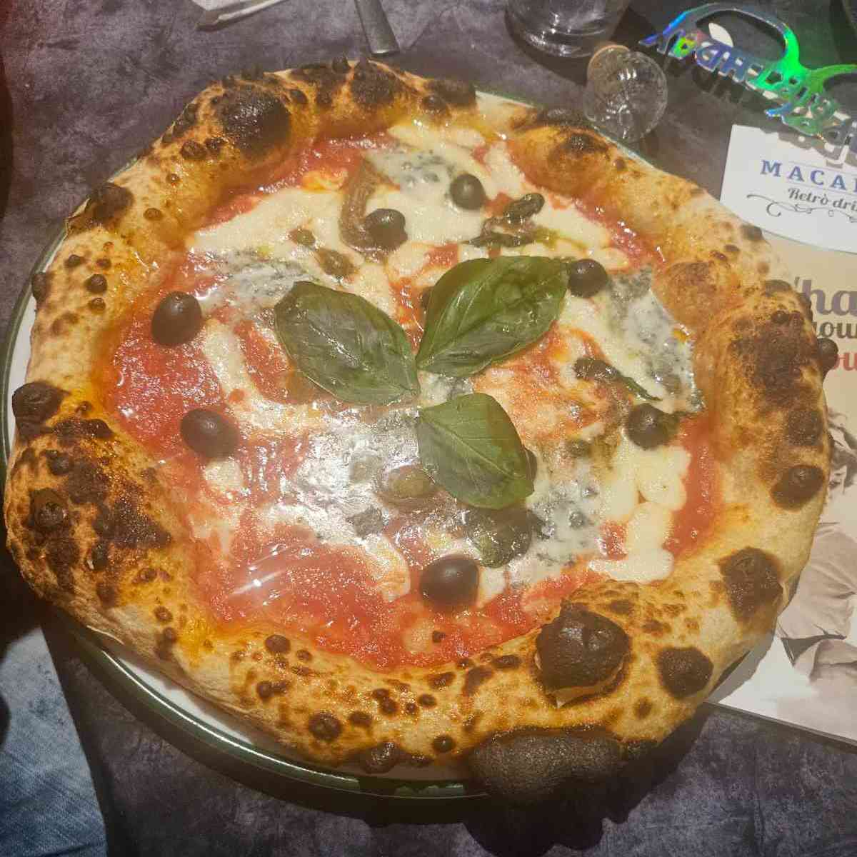 Pizza photo 8 of 9