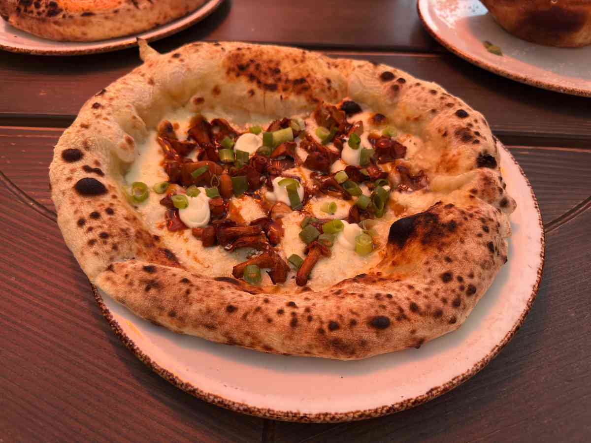 Pizza photo 13 of 13