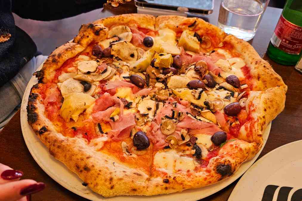 Pizza photo 10 of 14