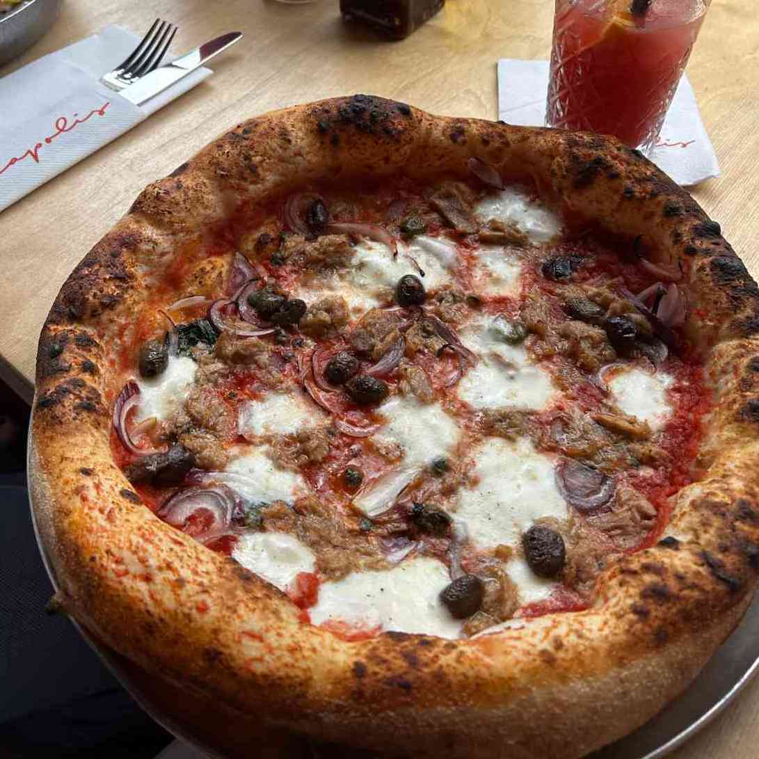 Pizza photo 11 of 11