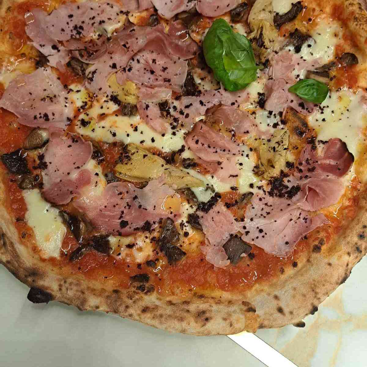 Pizza photo 10 of 10