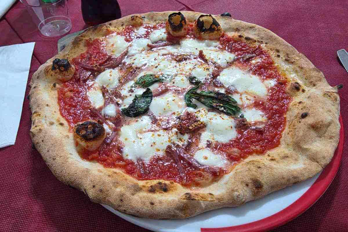 Pizza photo 11 of 13