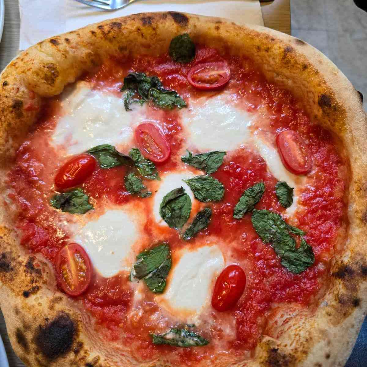 Pizza photo 3 of 9