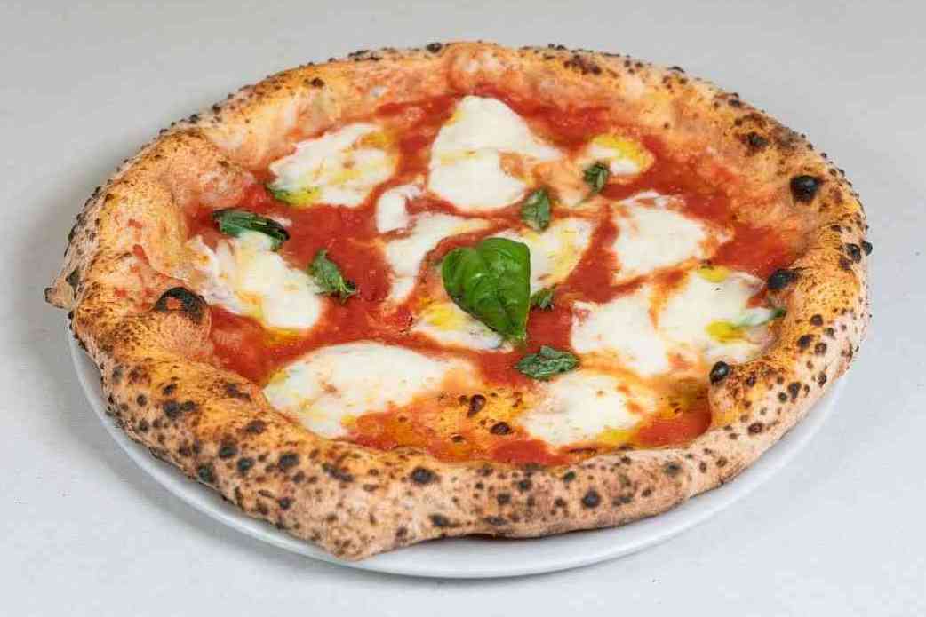 Pizza photo 5 of 17