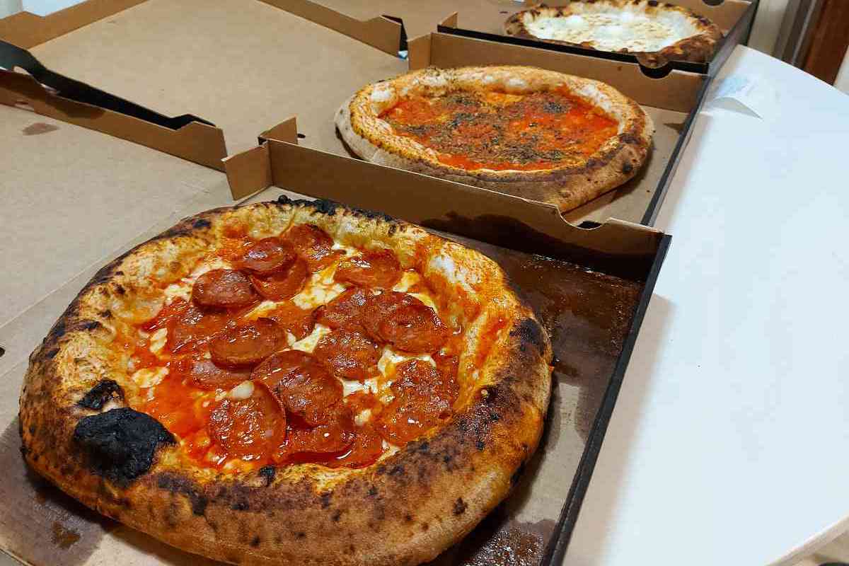 Pizza photo 2 of 10