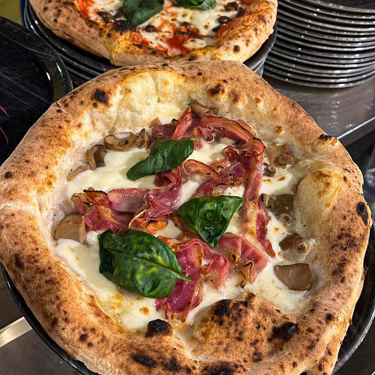 Pizza photo 10 of 10