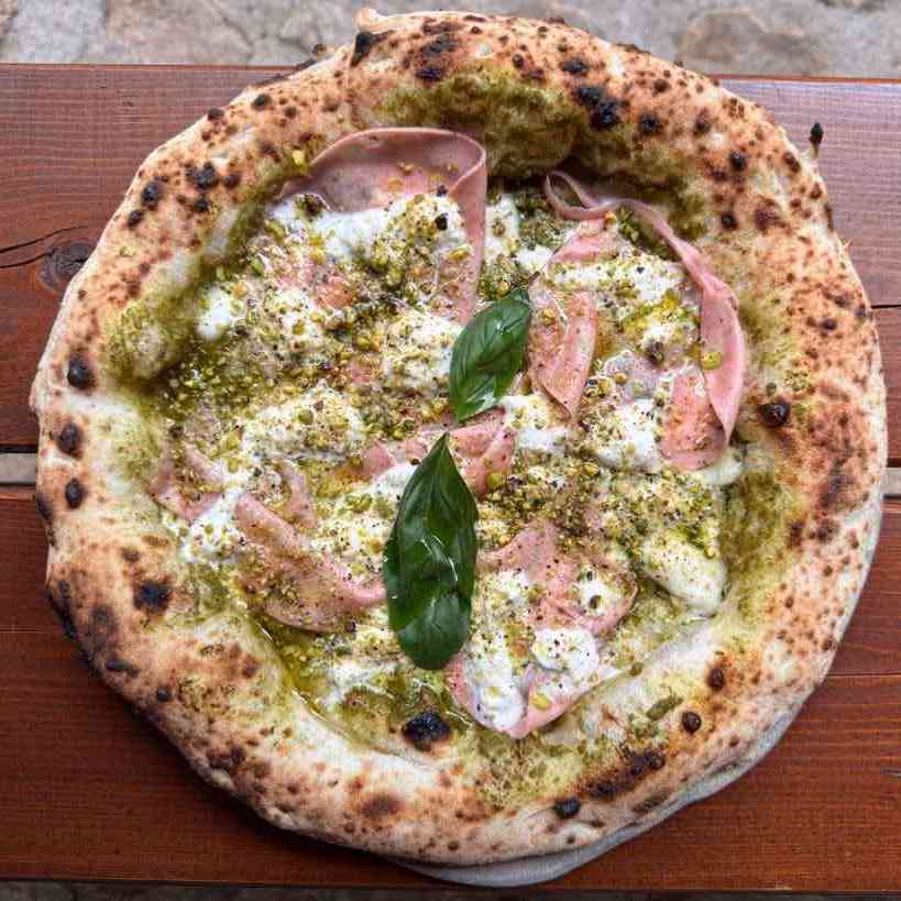 Pizza photo 14 of 14