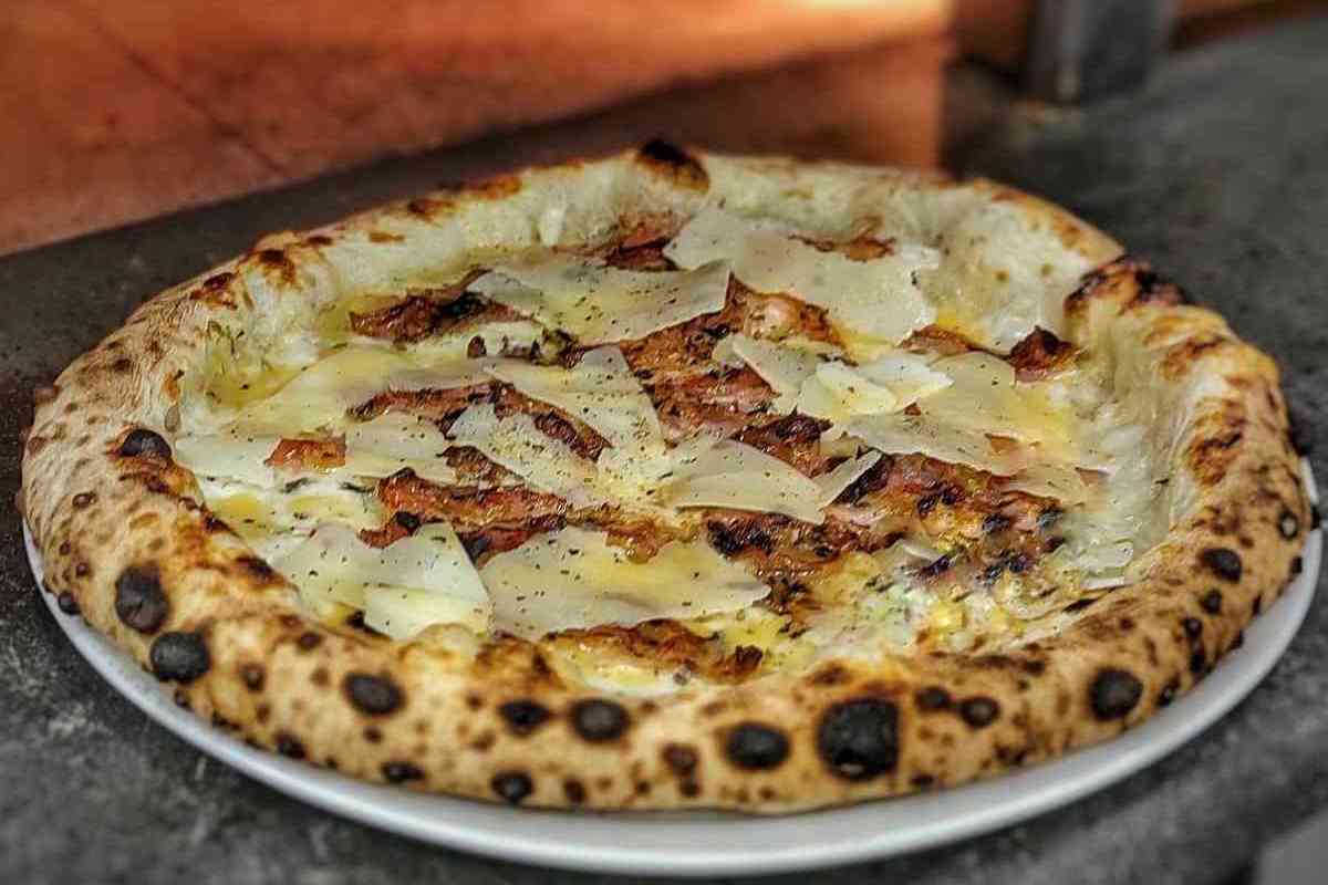 Pizza photo 5 of 12