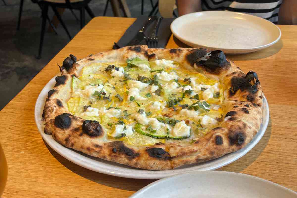 Pizza photo 11 of 11