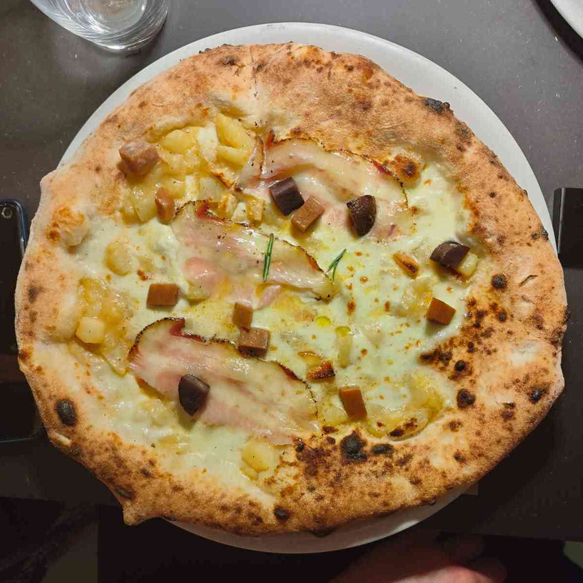 Pizza photo 10 of 15