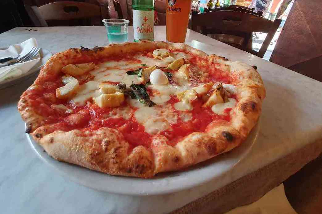 Pizza photo 12 of 13