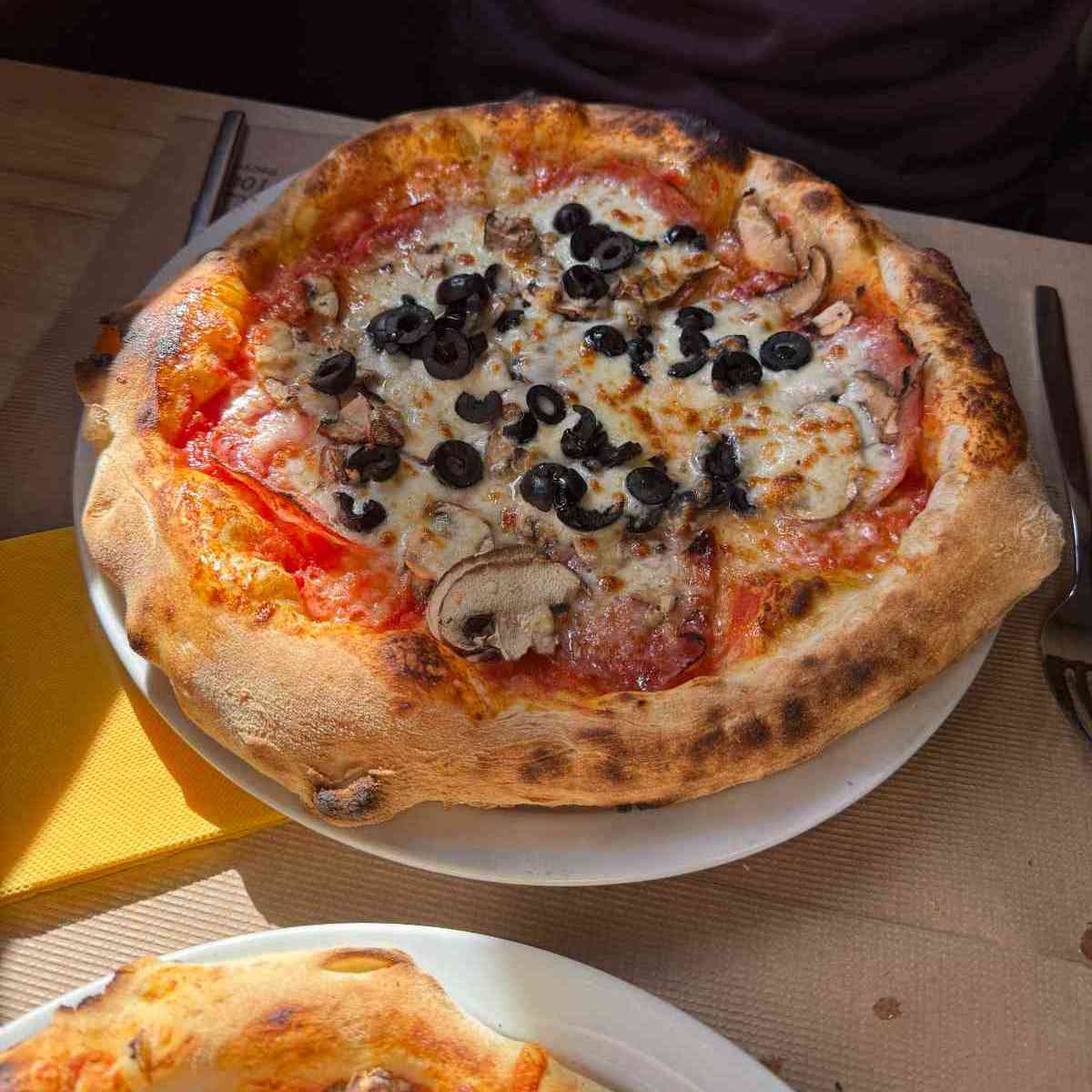 Pizza photo 10 of 13