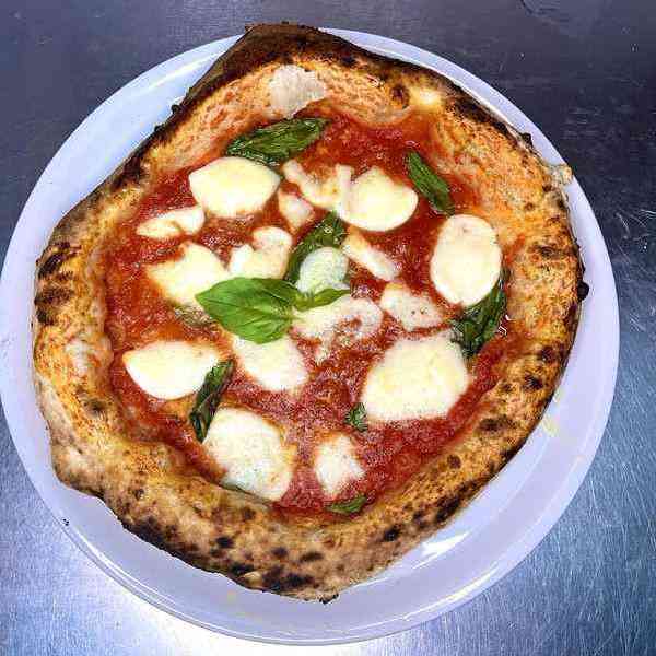 Pizza photo 5 of 13